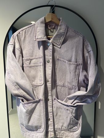 Pull&Bear Jeansjacke, lila, Gr. S, Top Zustand für den Frühl