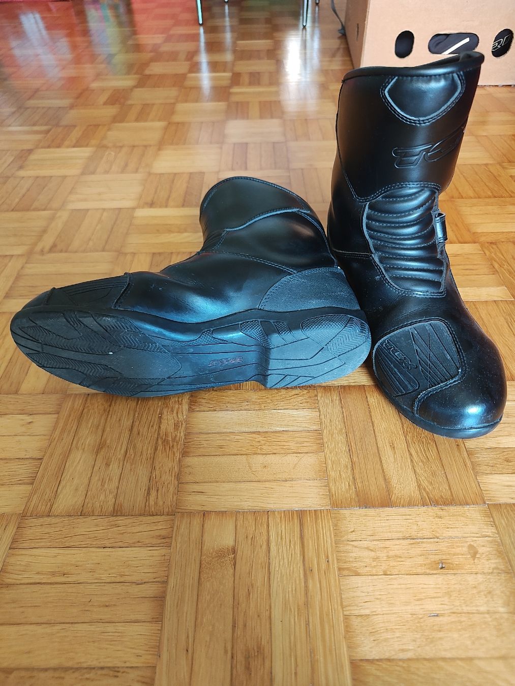 TCX Scarpe da uomo: Motorradstiefel TCX HUB WP – Usato da Buchs ZH venduto da Umzieherin