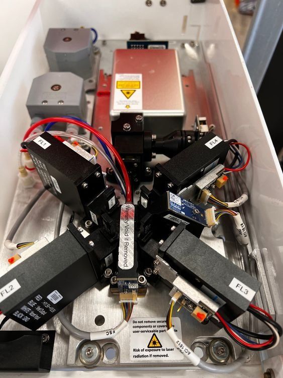 Laborzubehör: BD Accuri™ C6 Plus Flow Cytometer – Gebraucht aus Niederdorf von LeptonAG_Labor 6