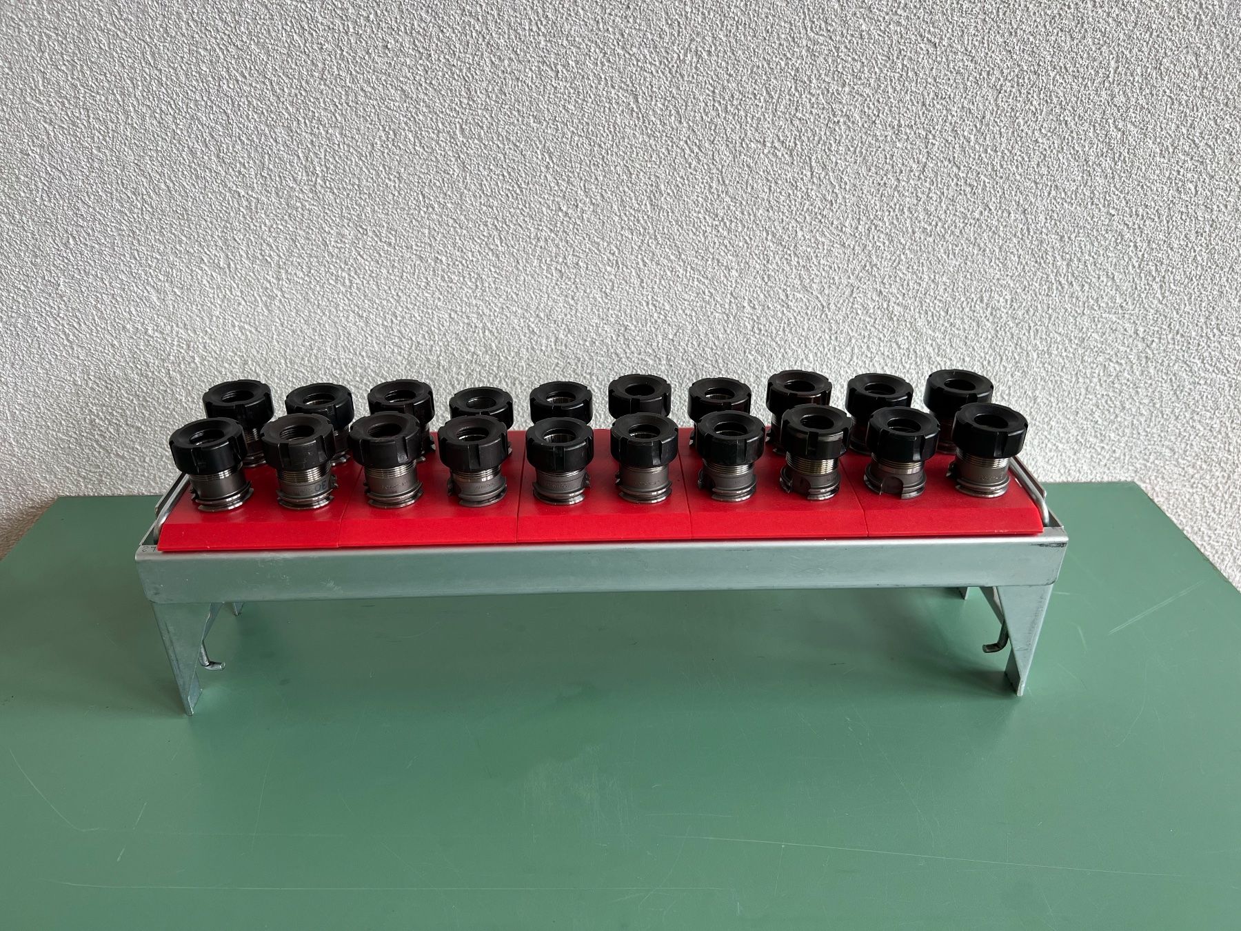 Schaublin Alle Werkzeuge: SCHAUBLIN Porte-pince ER25 - ISO25 – Gebraucht aus Aarberg von SNMachines