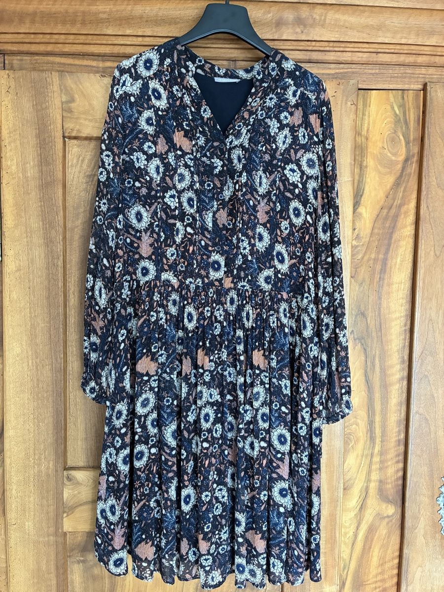 Hemisphere Vestiti: Hemisphere Kleid, Blumenmuster Viskose – Usato da Egg b. Zürich venduto da annesui3
