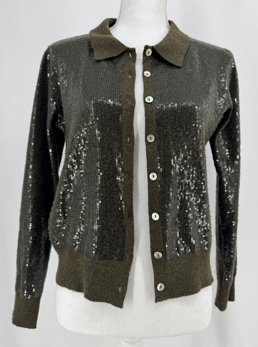 Zara Pullover & Sweatshirts: ZARA Pull en Maille Khaki à Sequins, Boutons Nacrés, S – Gebraucht aus Lausanne von PlusValue_Lausanne 5