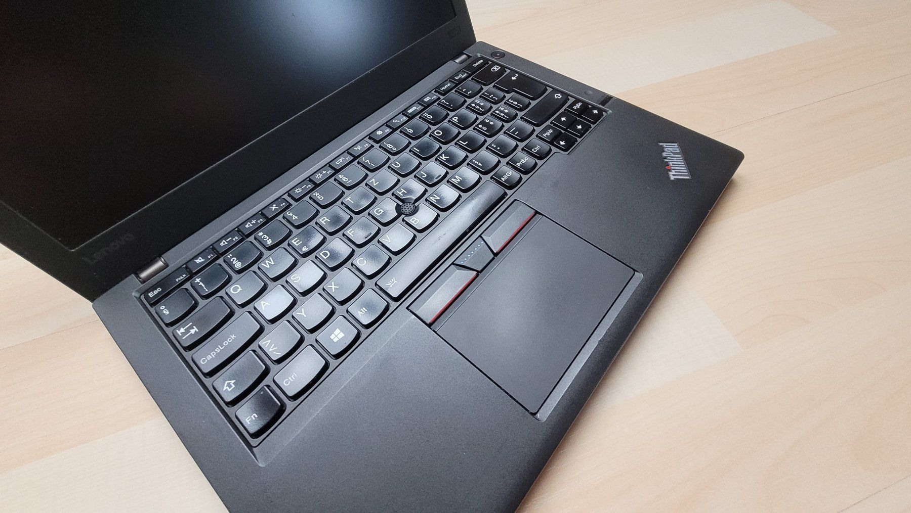 Lenovo Notebook: Lenovo ThinkPad X260, i7 – Usato da Zürich venduto da miil0 1