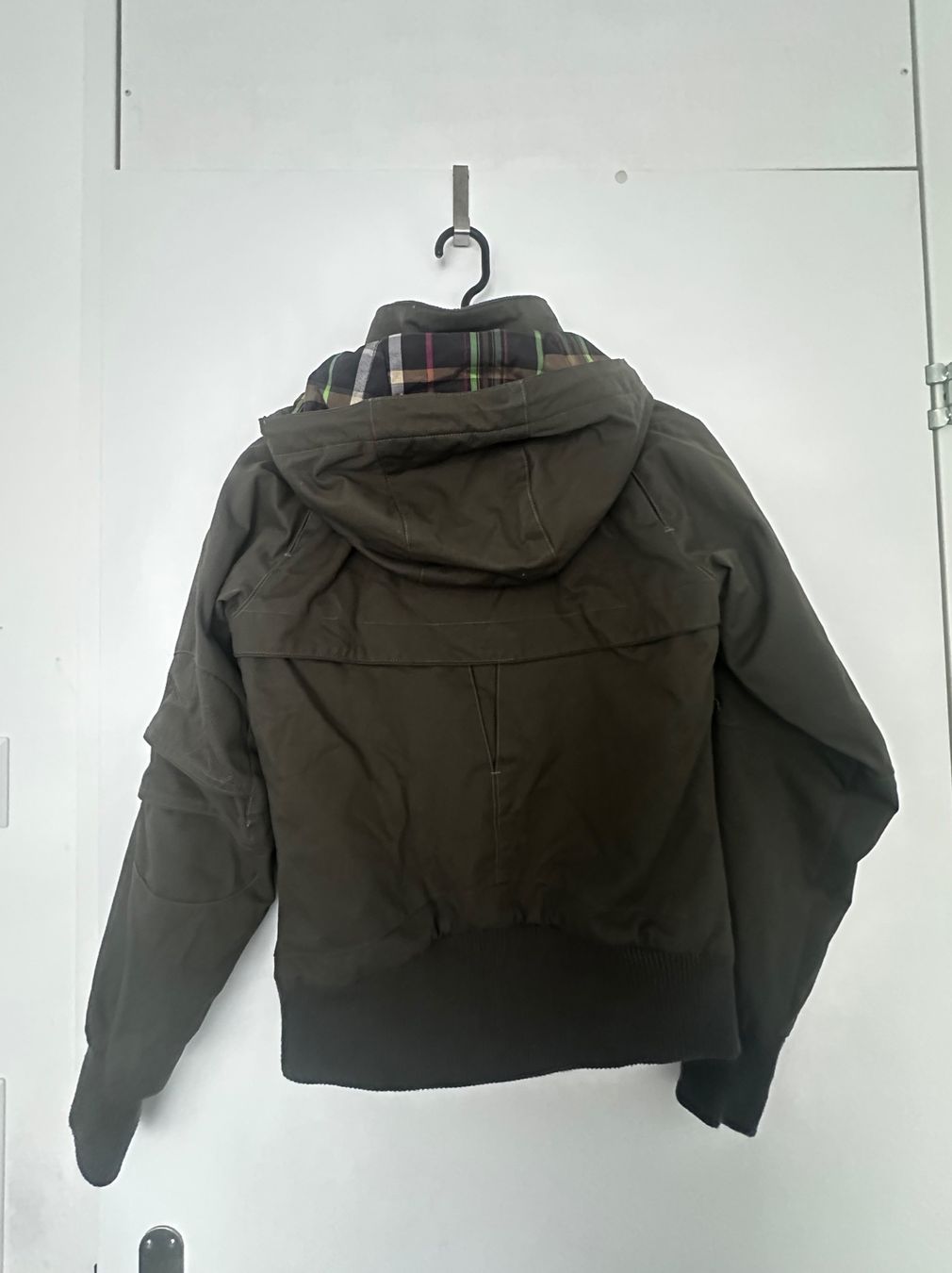 Giacche: Zimstern Winterjacke, Olivgrün, Gr. S – Usato da Niederrohrdorf venduto da Ufabo87 1