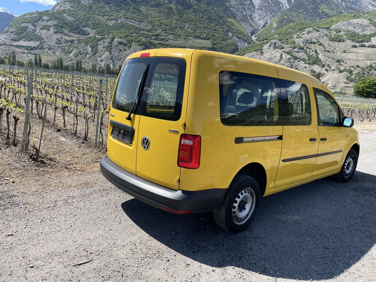 VW Veicoli commerciali: Vw caddy maxi 2.0 diesel 4x4 – Usato da Vétroz venduto da aut_s8yd 2