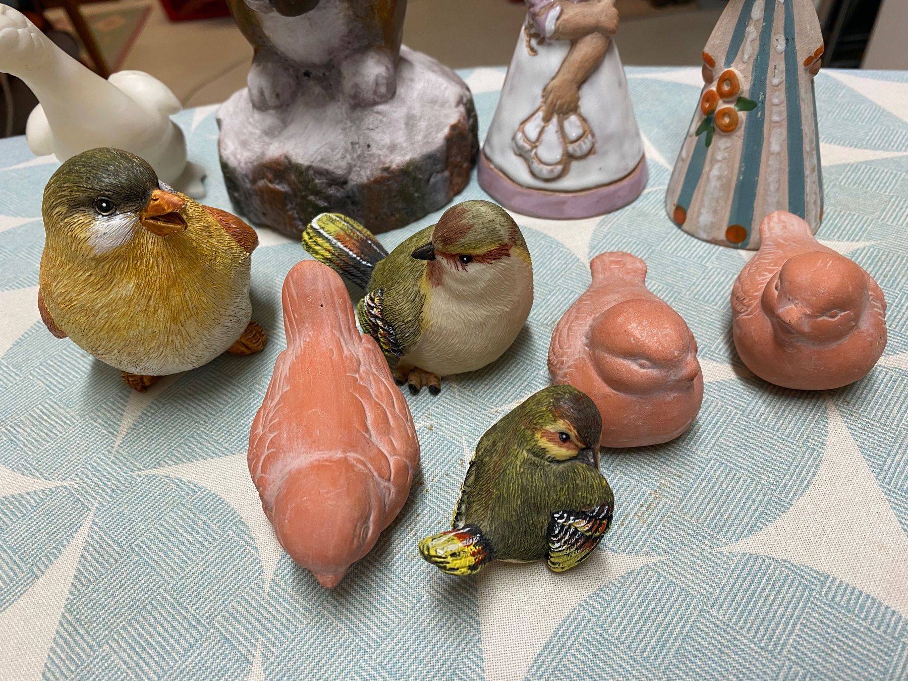 Statuette: Keramikfiguren-Sammlung: Eichhörnchen, Vögel, Mädchen – Usato da Birmenstorf AG venduto da monza2011 3