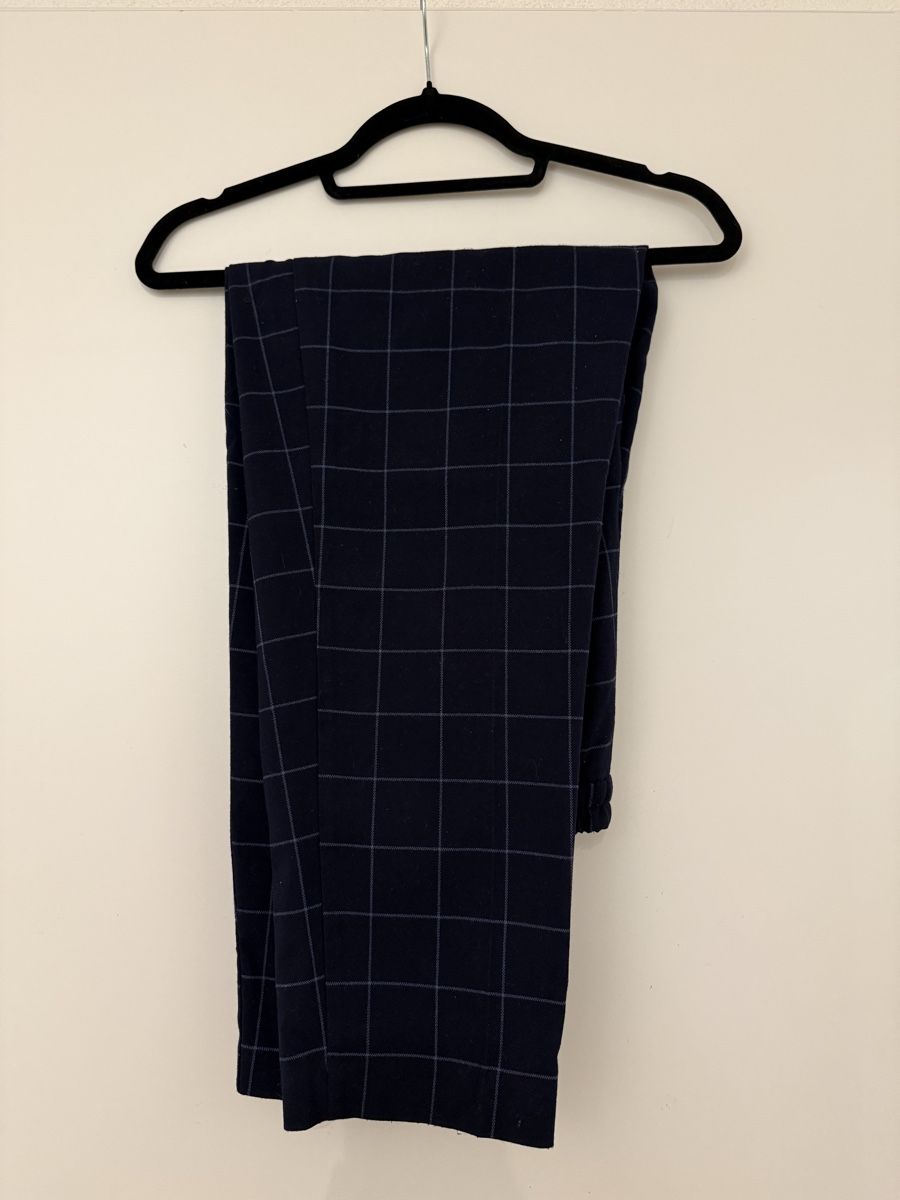 Monki Pantaloni: Monki Trousers Navy Check Pattern – Usato da Zürich venduto da mha_mx9n