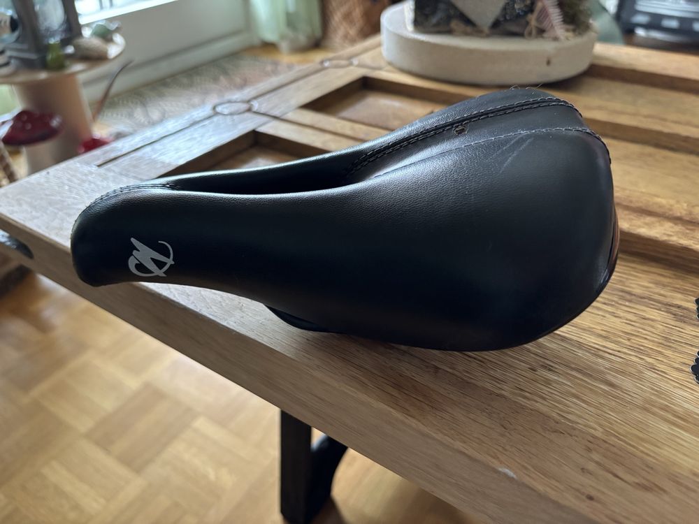 Selle Vélo Viscount Large Confort – Neuve, Emballage D’origine, Noir Mat
