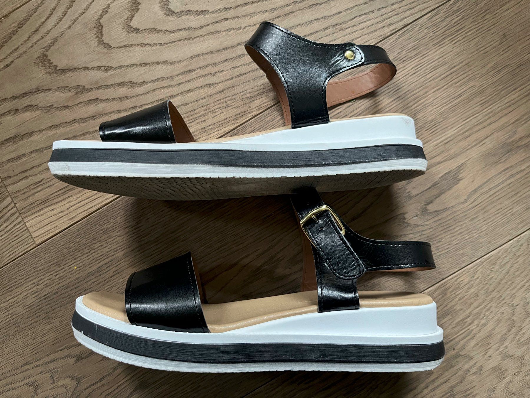 Damenschuhe: Sandales femme 40 – Gebraucht aus Biel-Bienne von Doriskoloris 2