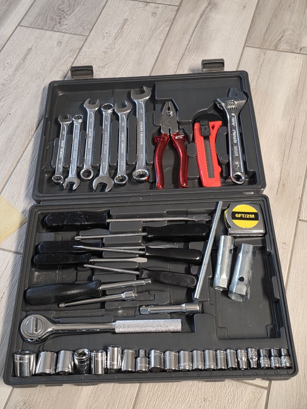 Tous les outils: Werkzeugkoffer  – D'occasion à Dorf par Echo_Elements 1