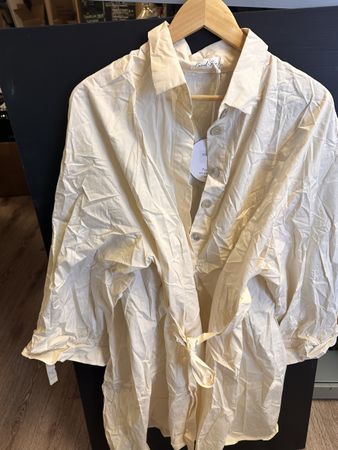 Kleid beige Grösse 8 mit Etikett