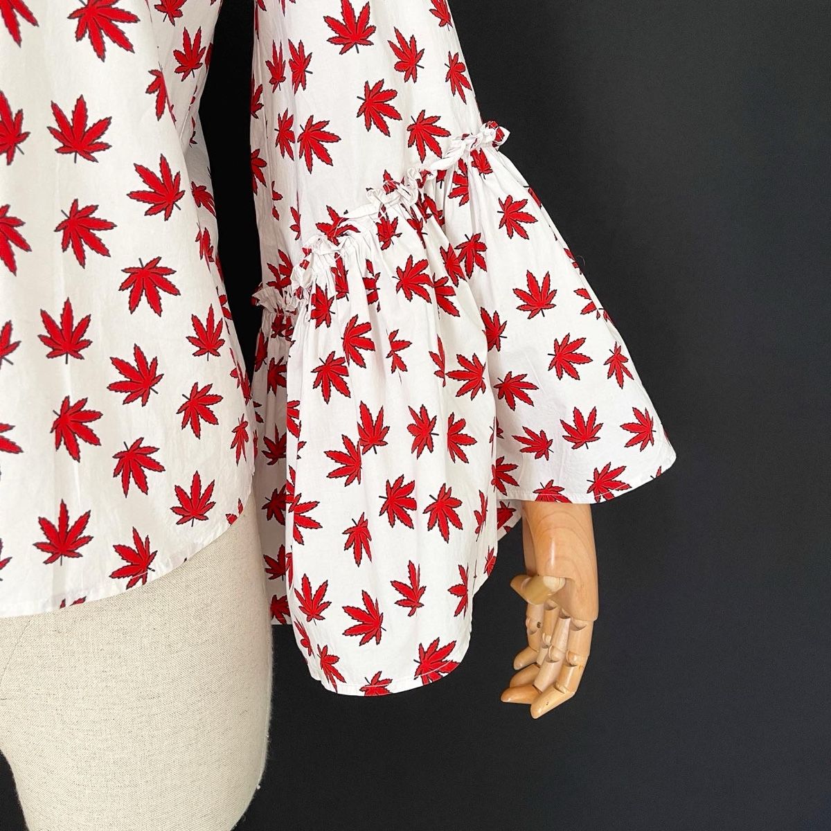 Blusen: P.A.R.O.S.H. Blouse – Neu (gemäss Beschreibung) aus Emmen von Avviivva_Com2023 2