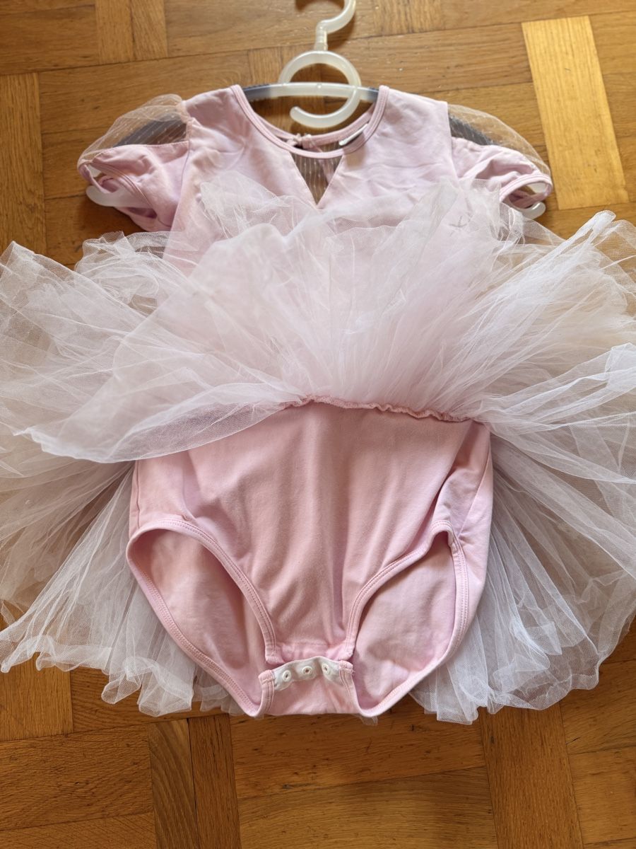 Kostüme: Herziges Ballettkleid Label gr.150 – Gebraucht aus Amlikon-Bissegg von Flowers_Blossom 2
