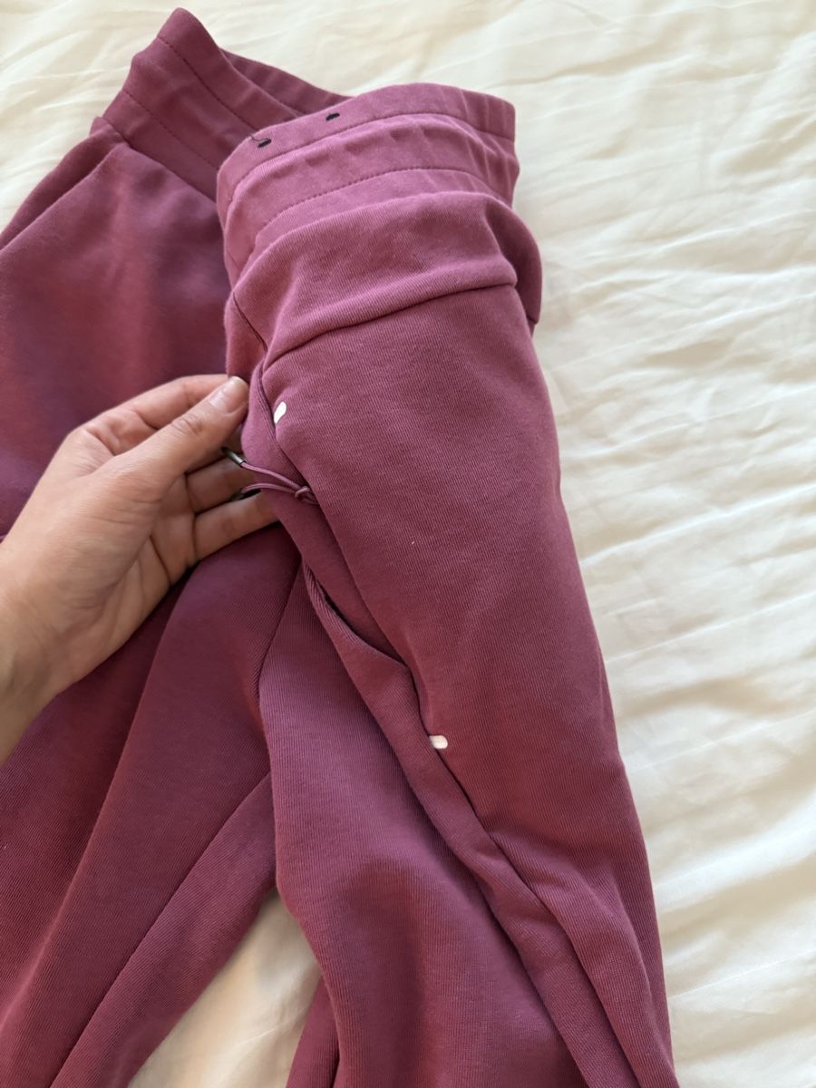 Nike Pantaloni: Nike Jogginghose XS – Usato da Volketswil venduto da habibeoez 1