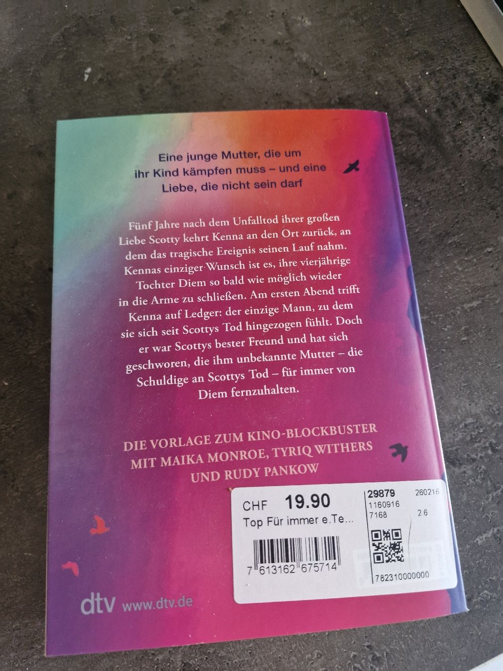 Bücher: verkaufe Buch " Reminders of him" – Neu (gemäss Beschreibung) aus Boswil von mir_z8w2 1
