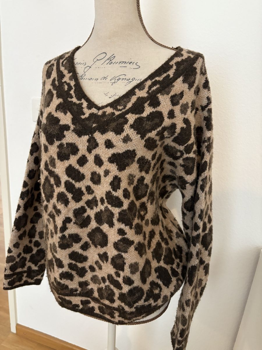 Primark Maglioni & Felpe: Primark V-neck Brown Sweater With Leopard Print – Nuovo (secondo la descrizione) da Arlesheim venduto da Charlotte.grm