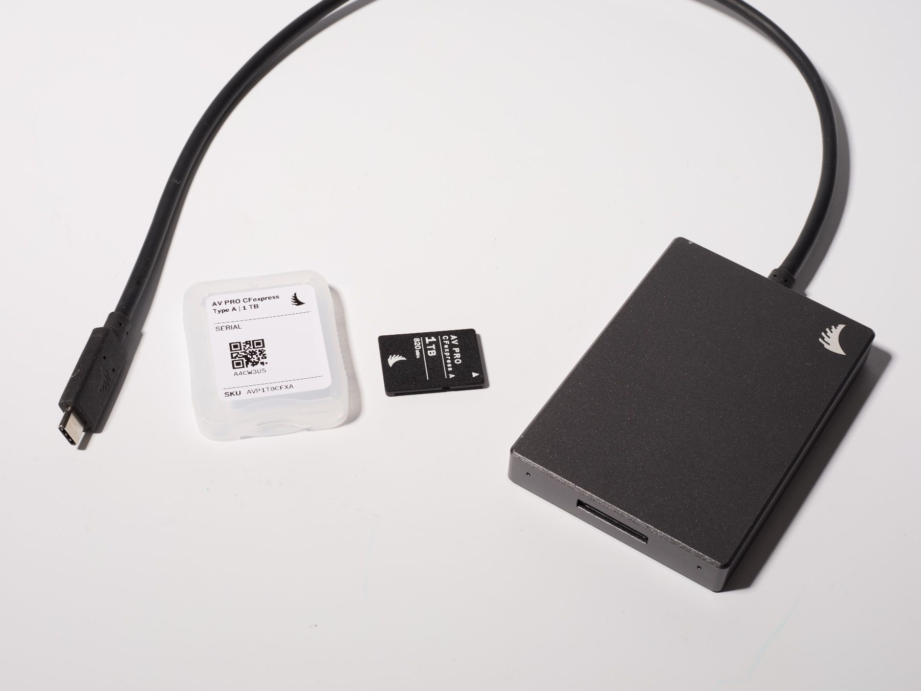 Speicherkarten: Angelbird AV PRO CFexpress Type A 1TB + Reader – Gebraucht aus Zürich von patrickroppel 1