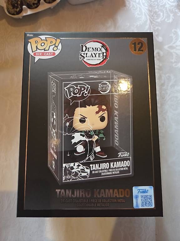 Figuren: Neue Tanjiro Funko Pop Nr.12 – Gebraucht aus Lyss von civ_w6p2 1