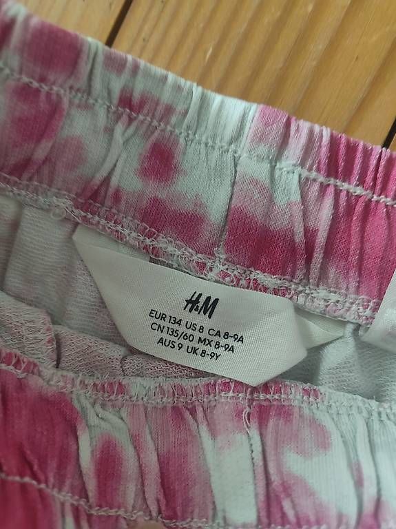 Pantaloni: Shorts Gr. 134 – Usato da Zürich venduto da aendiiii 1