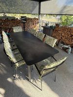 Gartentisch mit Keramikbeschichtung inkl. 8 Stühlen u Kissen
