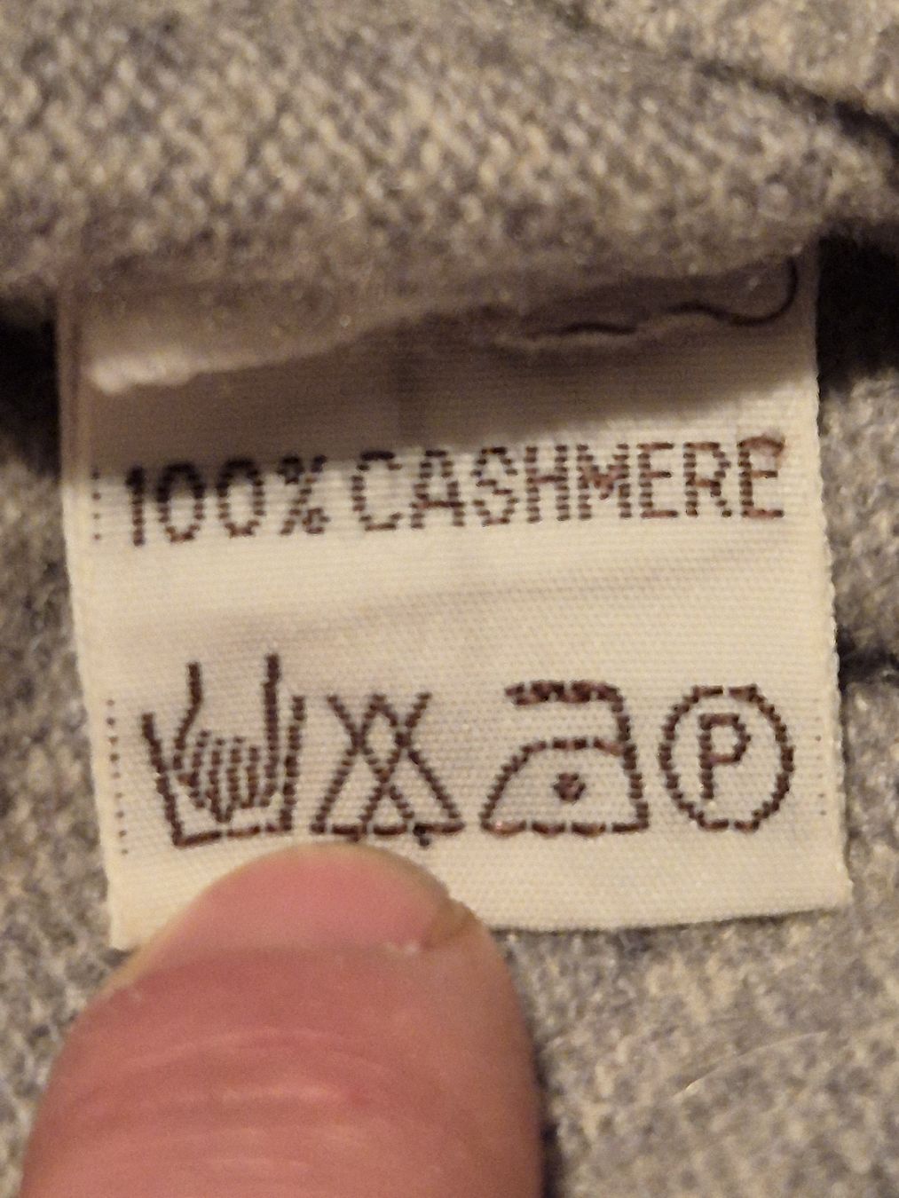 Maglioni & Felpe: Vintage Cashmere Pullover, M – Usato da Walkringen venduto da Levisticum 1