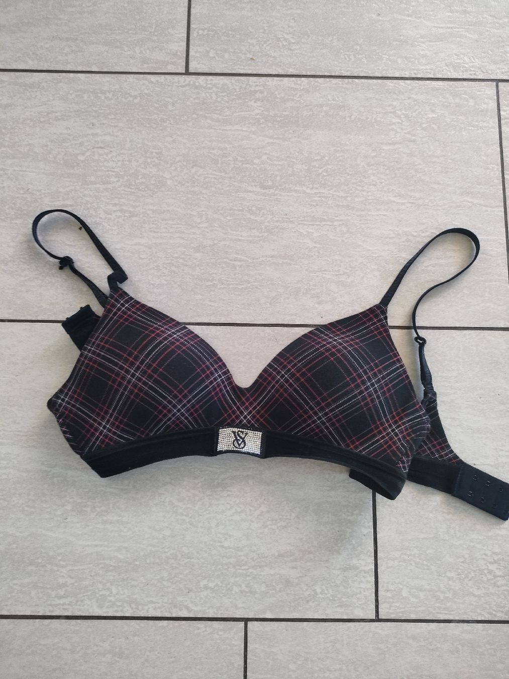 Victoria's Secret Altra biancheria intima: victoria Secret Gr.80B – Usato da Neftenbach venduto da Grisu97