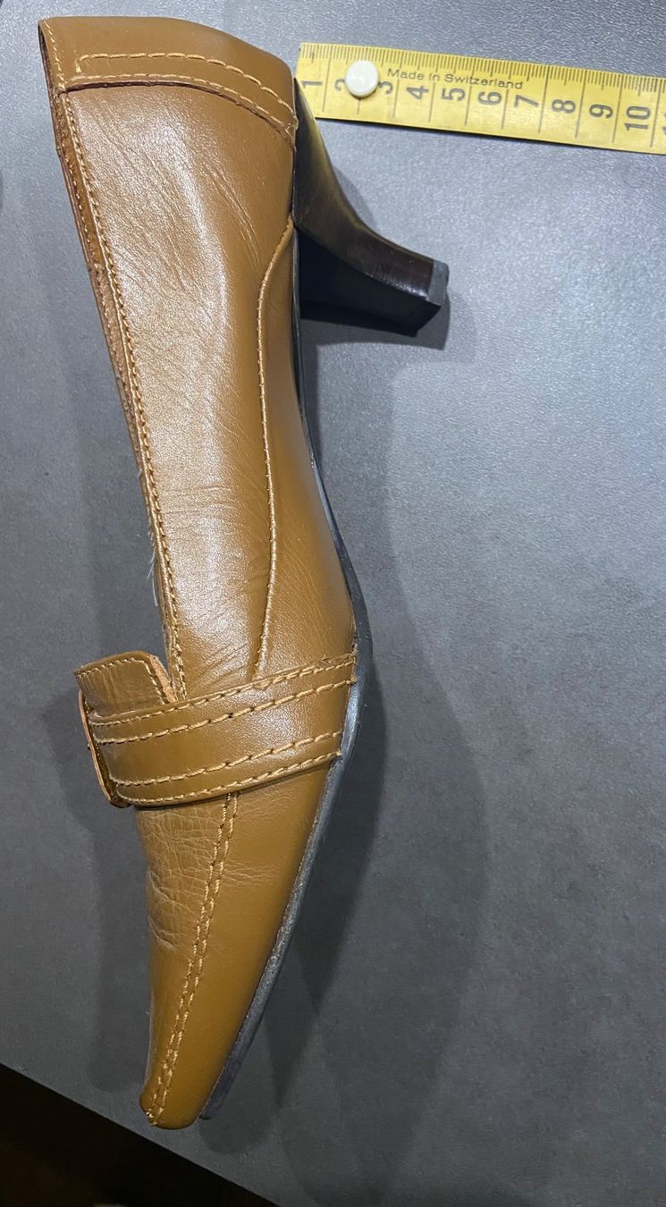 Scarpe da donna: AEROSOLES Damen Lederpumps; Gr37, beige, leger oder elegant – Nuovo (secondo la descrizione) da Meilen venduto da 6g2_2tmv 2