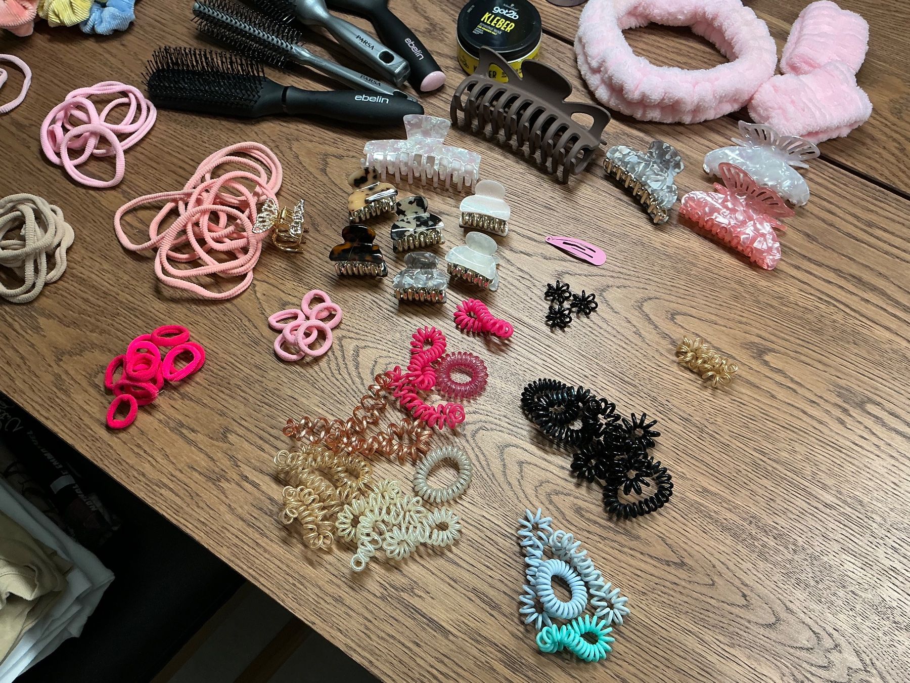 Accessori per capelli: Haarschmuck Set, verschiedene Haaraccessoires – Usato da Würenlos venduto da Tina48