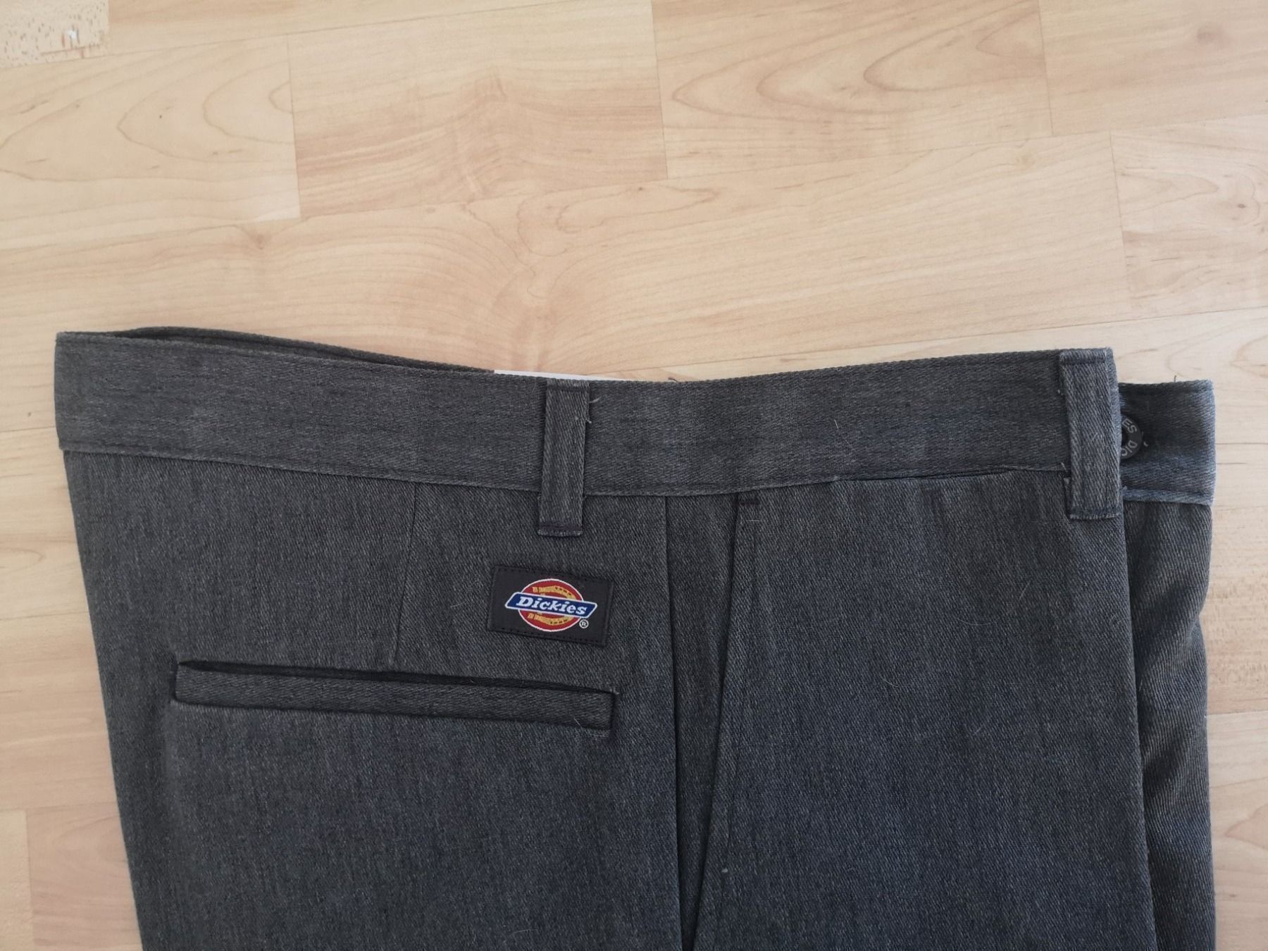 Pantaloni: Dickies Hose, Neu, Grau, 28x32 – Nuovo e nell'imballaggio originale da Wil SG venduto da Donaldus 2