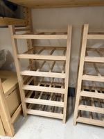 2 Flaschenregale aus Holz neuwertiger Zustand