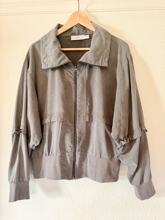 Volume Bomber Stella McCartney & Adidas 