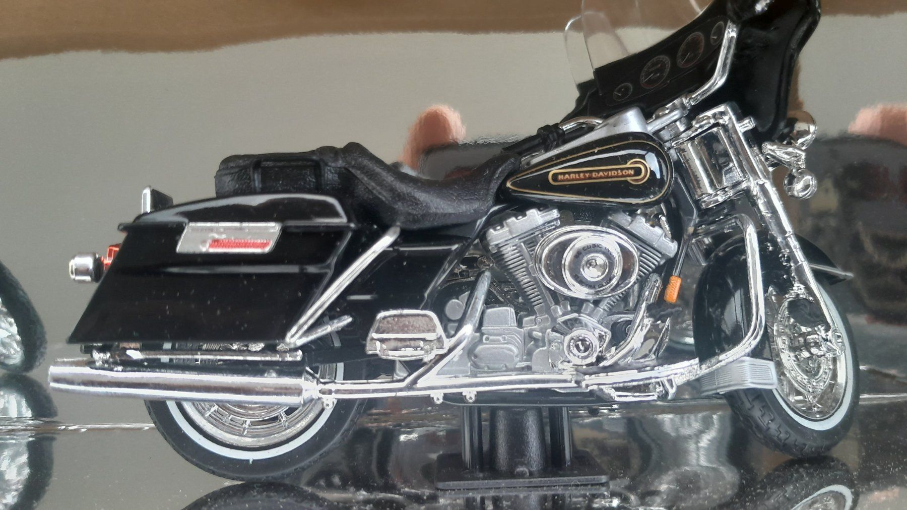 Maisto Modellbausätze & Standmodelle: Harley Davidson Modell Collection – Neu und originalverpackt aus Friltschen von gogg46 1