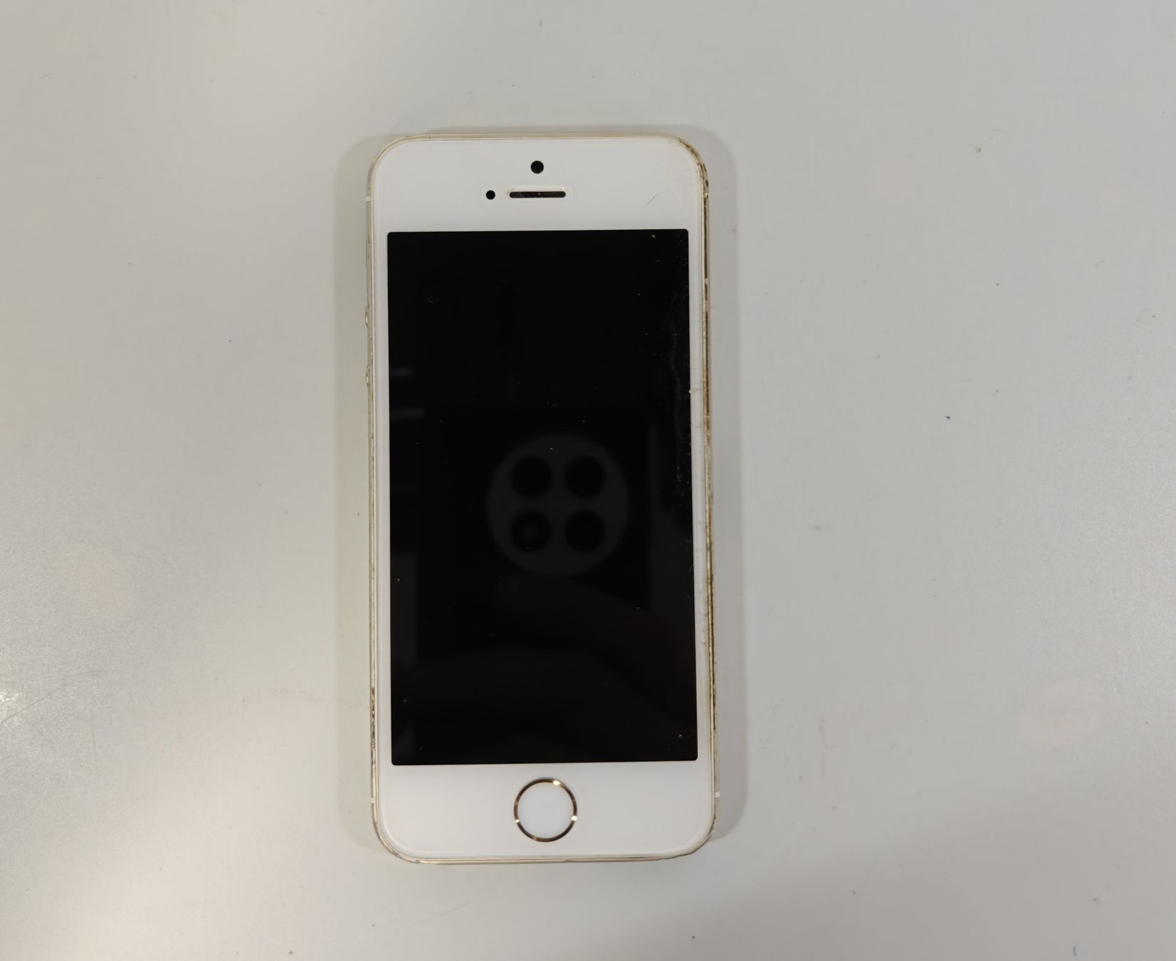 Apple Telefoni cellulari / Smartphones: iPhone 5s Gold – Difettoso da Ehrendingen venduto da Rocky985
