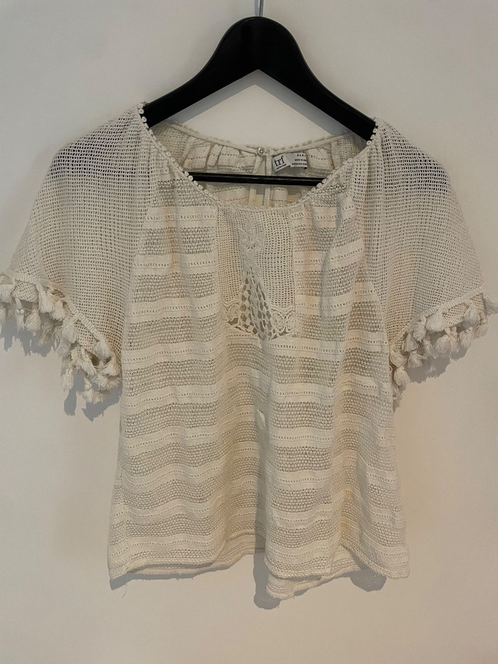 Zara T-Shirts: Zara TRF Boho Oberteil Gr. M offwhite – Gebraucht aus Zürich von MrsWollishofen