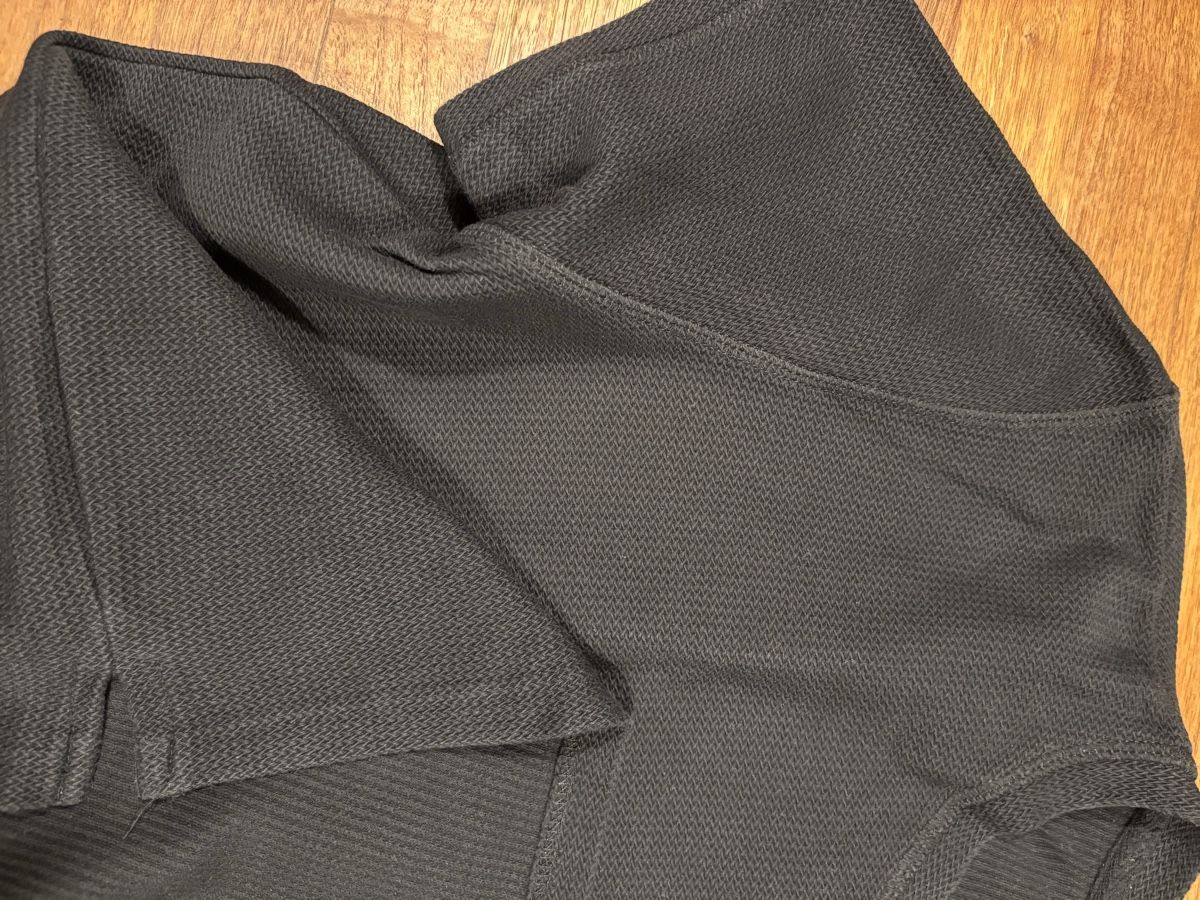 T-Shirts: Tshirt schwarz L  – Gebraucht aus Kesswil von Branca-01 8