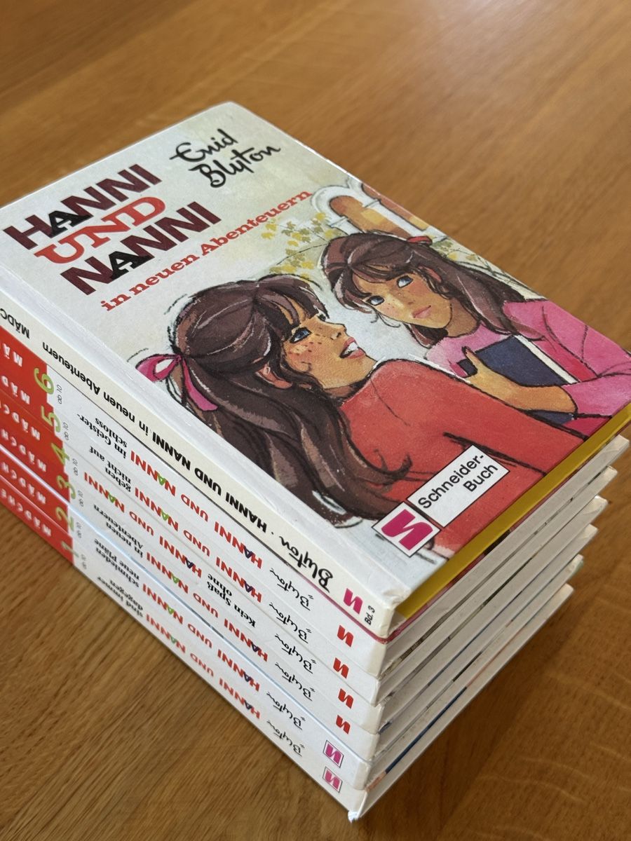 Libri: Mädchenbücher Hanni und Nanni – Usato da Regensdorf venduto da Rina49 1