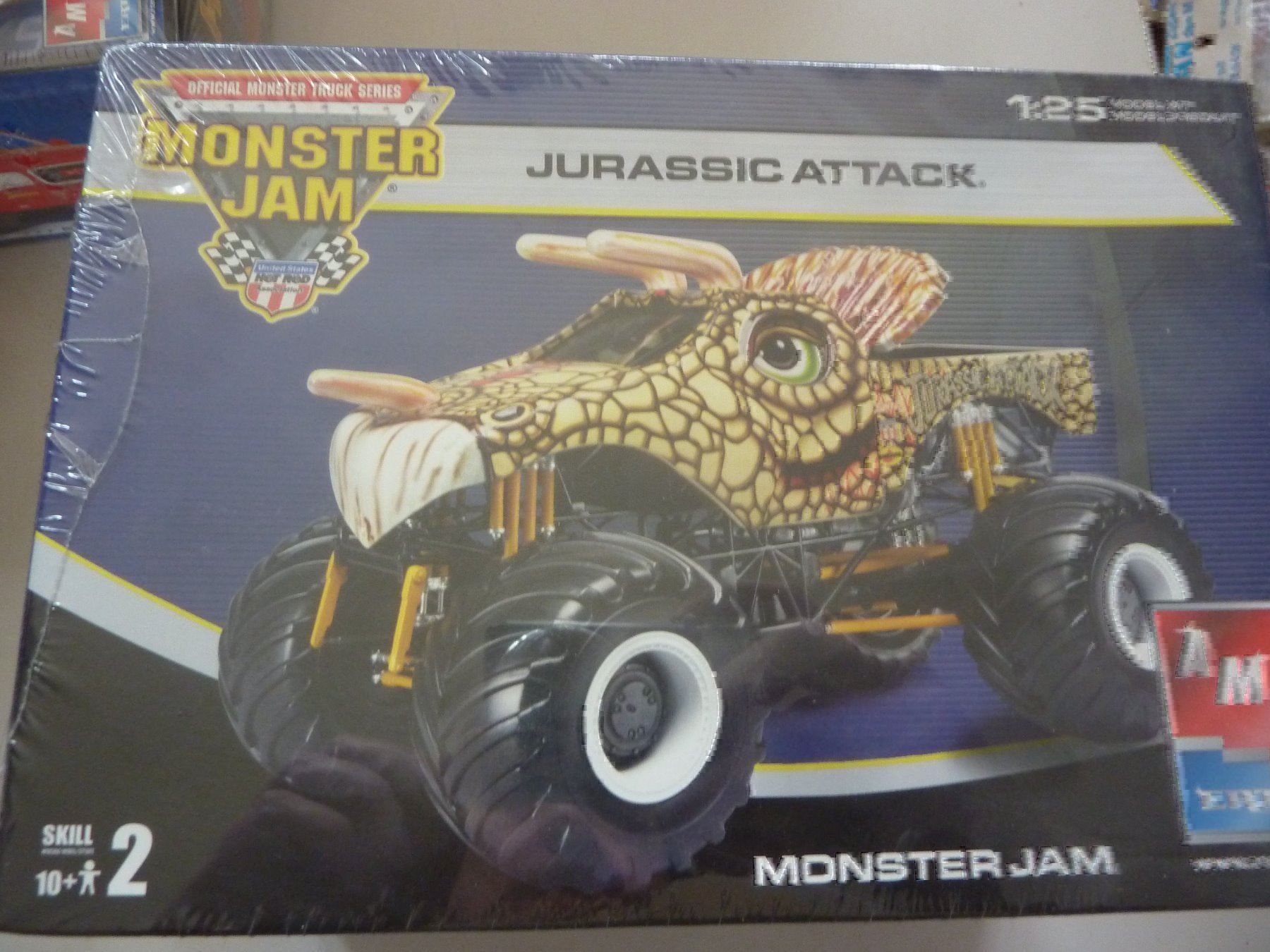 Modellbausätze & Standmodelle: JURASSIC ATTACK – Neu und originalverpackt aus Balsthal von bouteliee