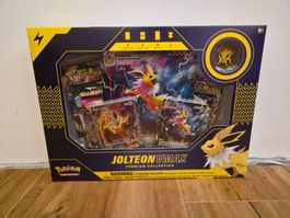 Pokémon - December VMAX Box (Jolteon)