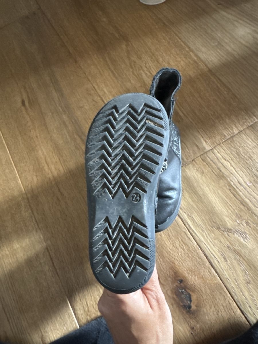 Schuhe für Mädchen: Schicke Stiefeli, Gr.24, Topzustand – Gebraucht aus St. Gallen von Venus1010 3