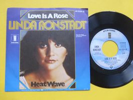 Linda Ronstadt – Love Is A Rose / Heat Wave