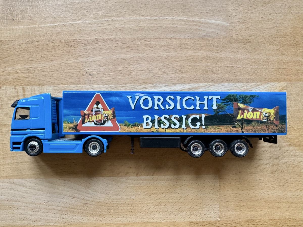 Schuco Modellbausätze & Standmodelle: Camion Mercedes-Benz Schuco – Gebraucht aus Moutier von CaatSerra
