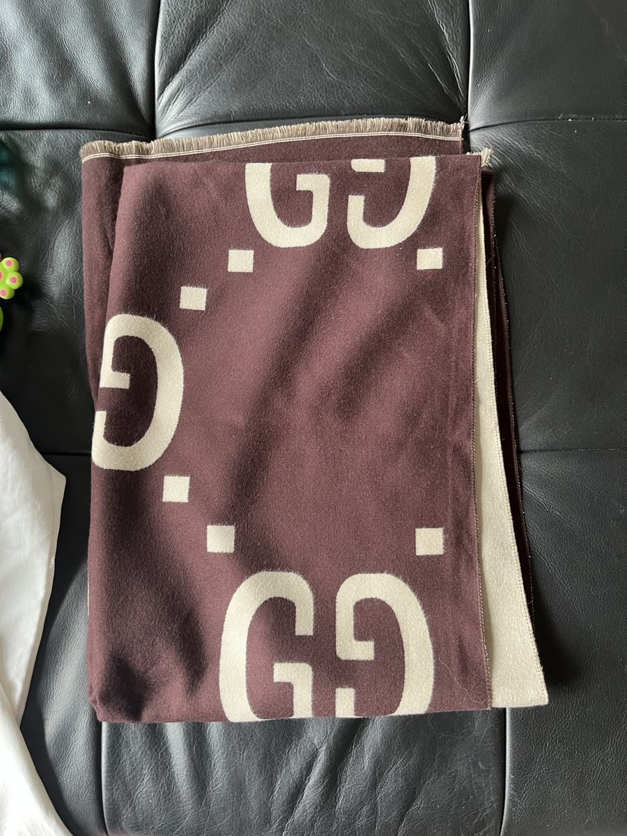 Gucci Foulard & Sciarpe: Gucci Schal GG – Usato da Ebikon venduto da loy_wjg6 3
