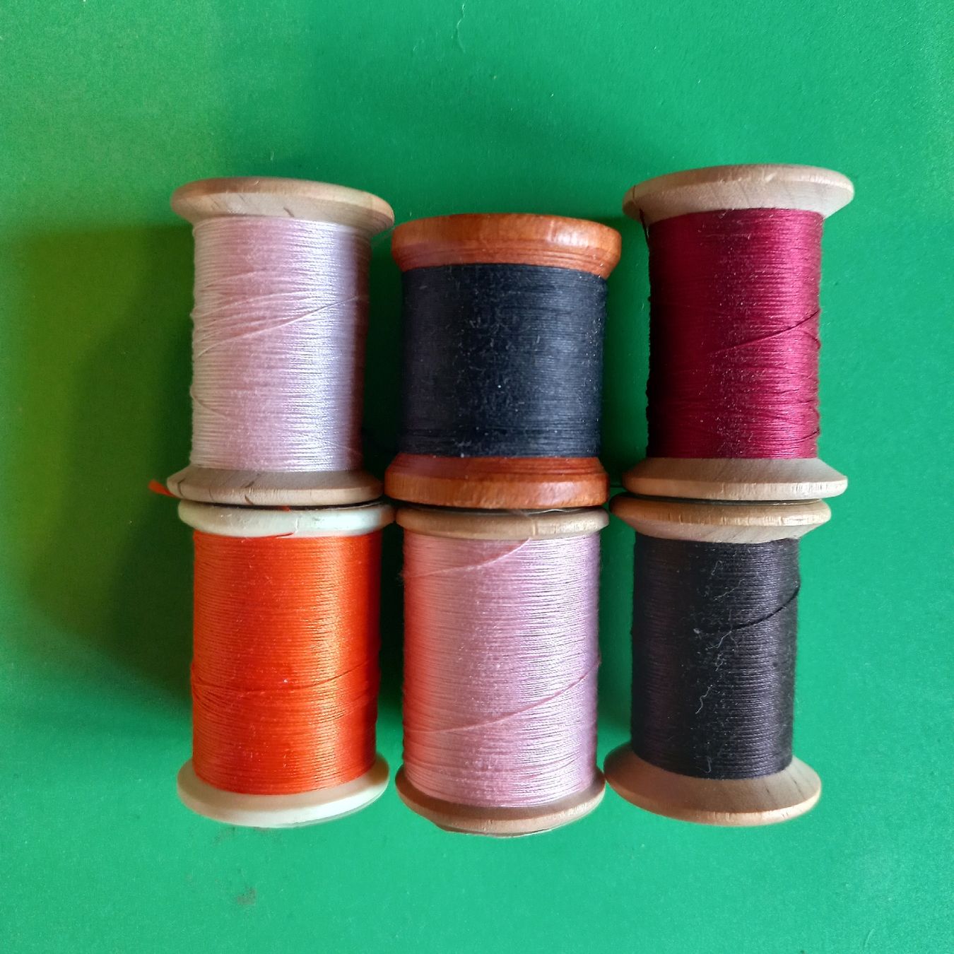 Cordicelle & Fili: Bobines de fil multicolore - – Usato da Dompierre FR venduto da fat_xth5 5