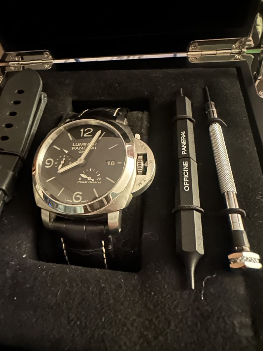 Panerai Uhren: Panerai Luminor GMT, Top Zustand, Full Set – Neu (gemäss Beschreibung) aus Zürich von yvonne.knoblauch 4