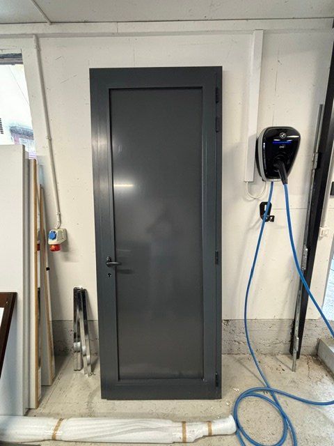 Porte: Aluminiumtüre Nebentüre – Usato da Emmenbrücke venduto da V-M 1