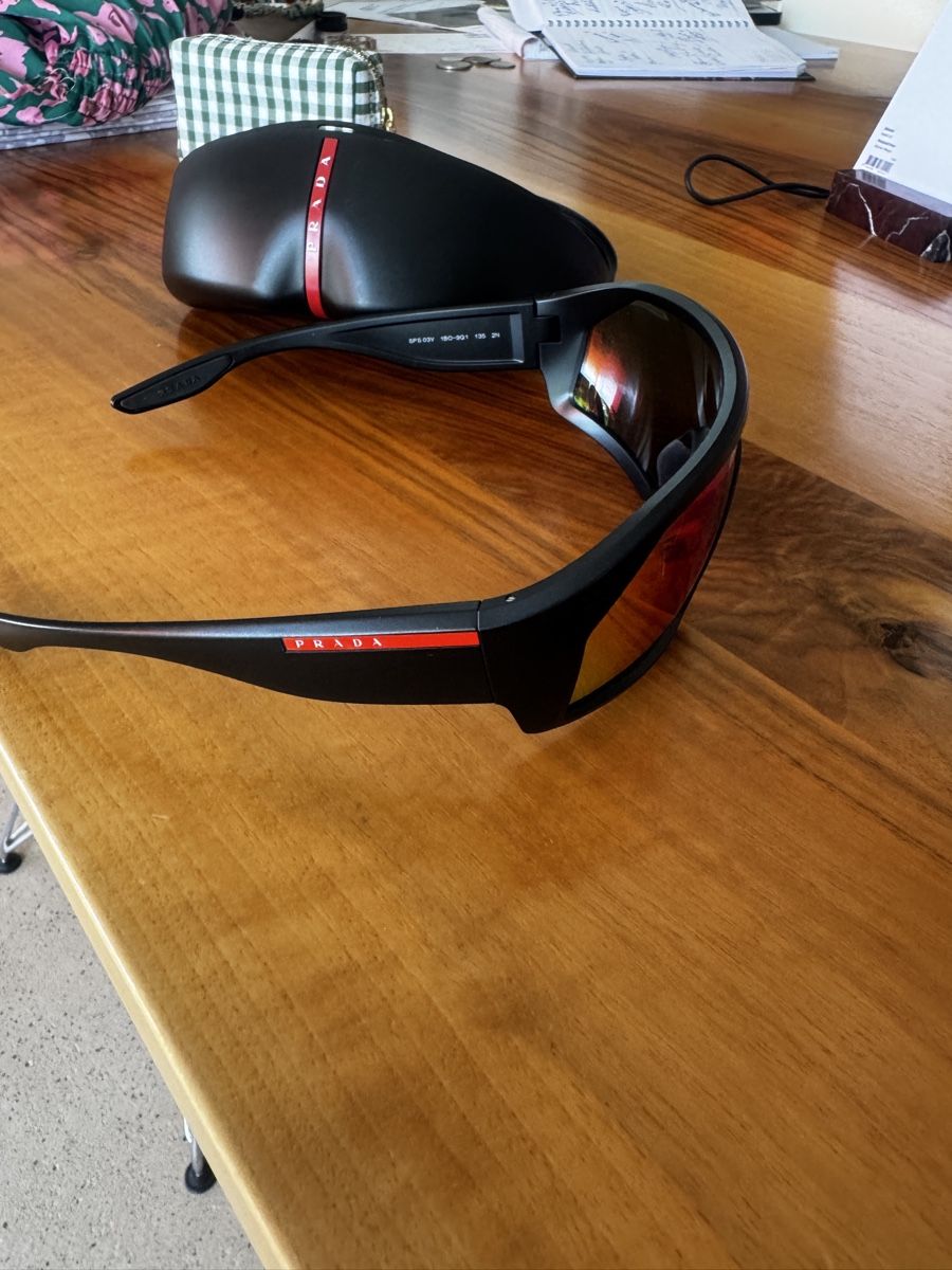 Prada Occhiali & Lenti: Prada Sonnenbrille original sehr gepflegt – Usato da Gipf-Oberfrick venduto da Iberico 3