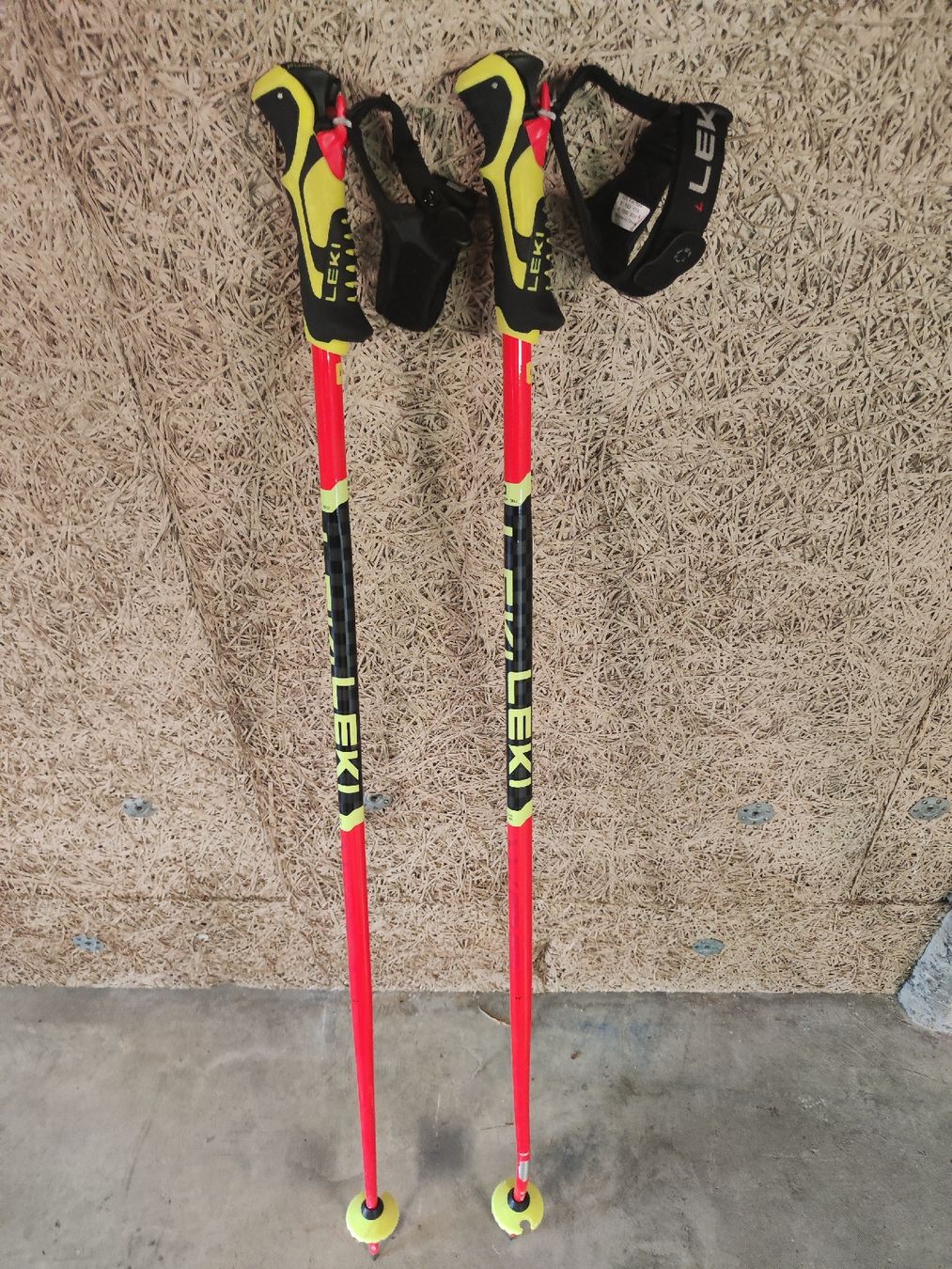 Leki Bastoncini da sci: Leki ski poles Trigger 3D red yellow 100cm – Usato da Richterswil venduto da timbo25