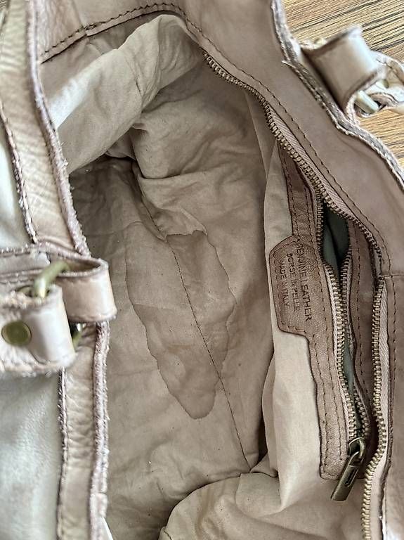 Borse da donna: Vintage Ledertasche beige – Usato da Stäfa venduto da Power34 4