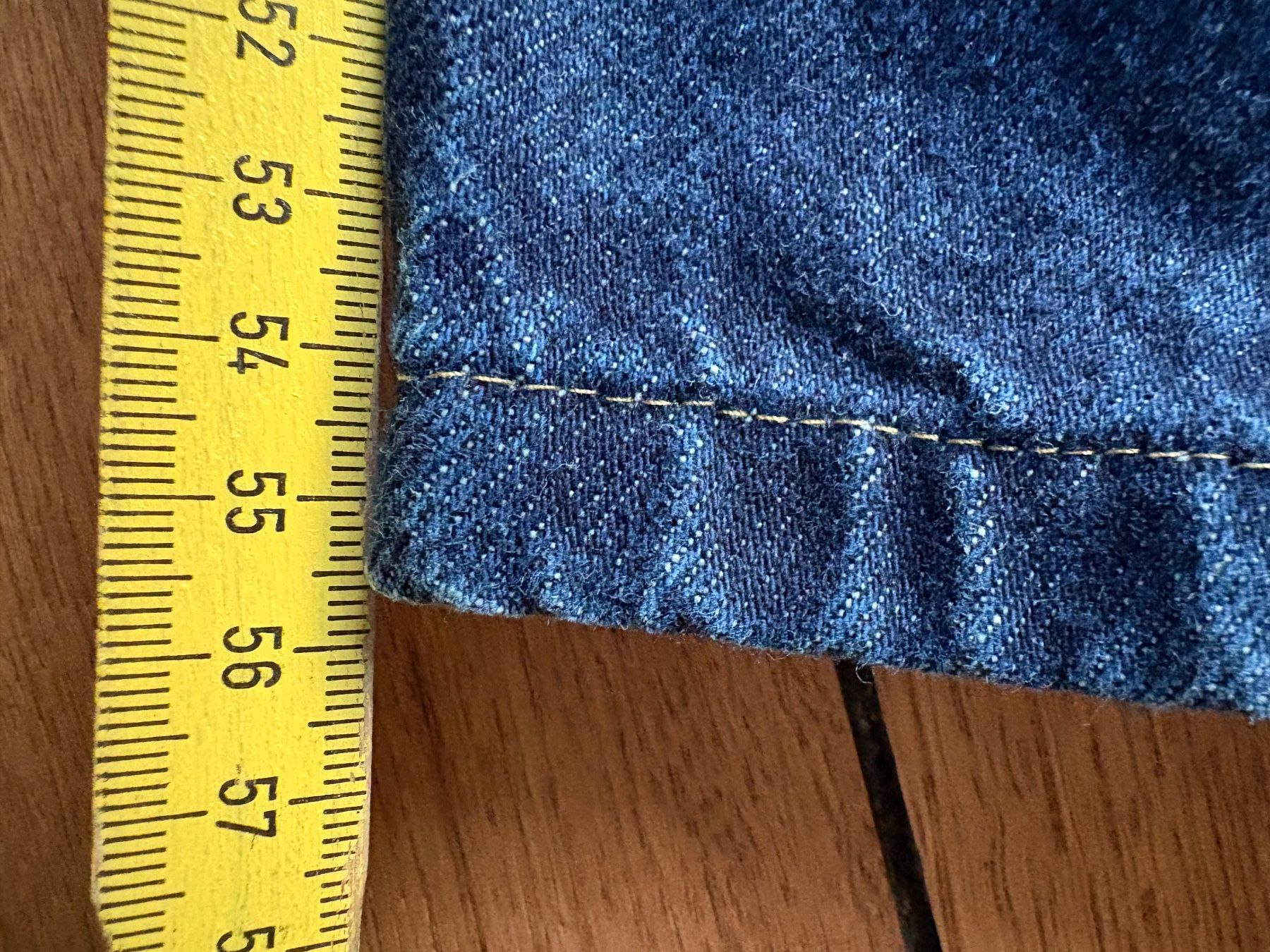 Cos Jeans: COS Tapered Jeans Gr. 25 – Usato da Zürich venduto da triangular 6