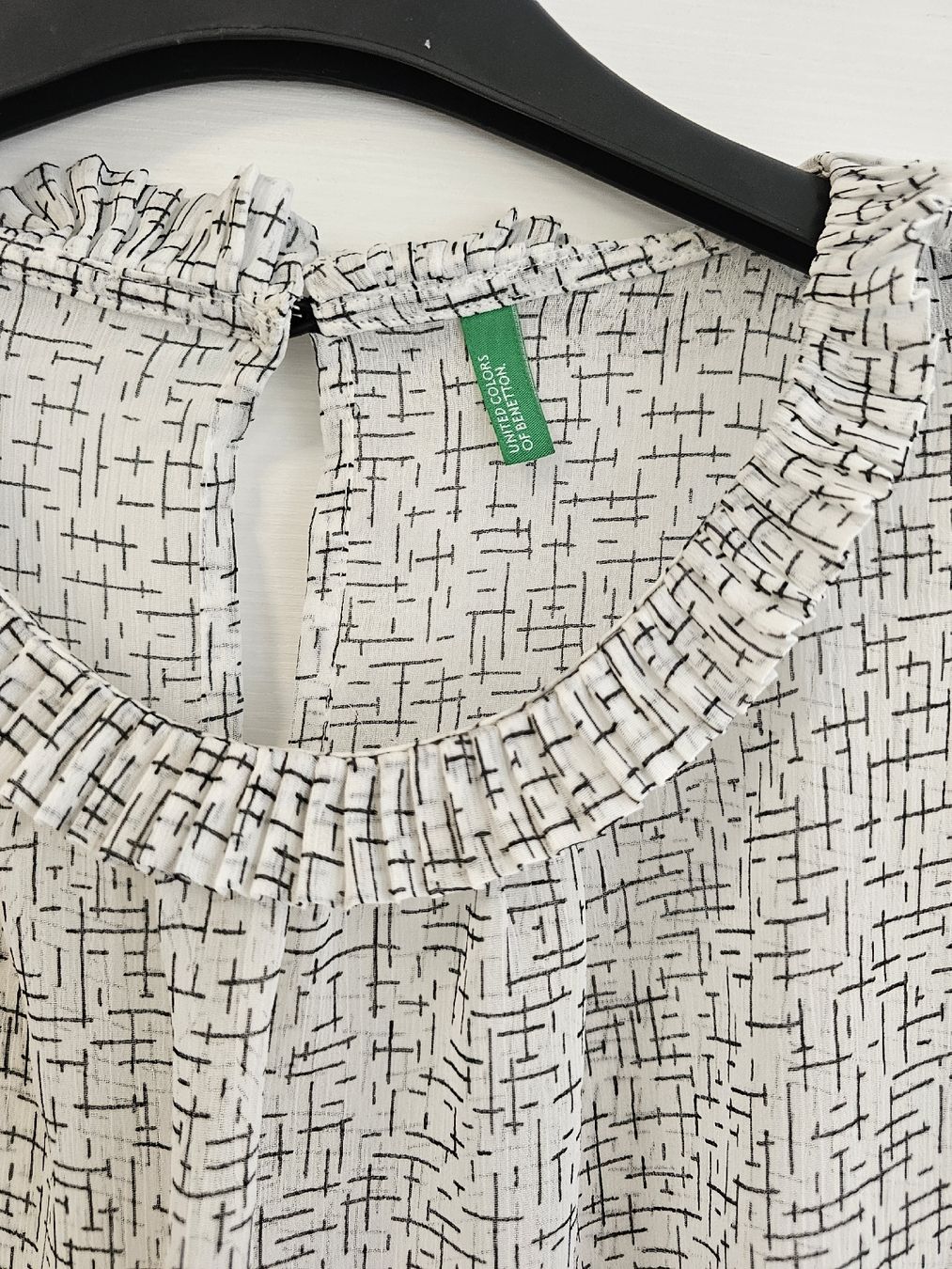 Benetton Blusen: Benetton Bluse – Neu (gemäss Beschreibung) aus Steinmaur von Kiki_m240 2